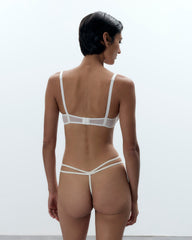 Nova Thong Ivory Delicate Lace Sparkling Details